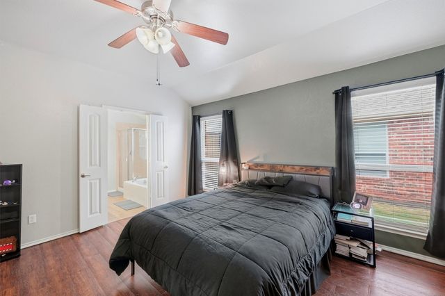 409 Bryn Mawr Lane, Van Alstyne, TX 75495