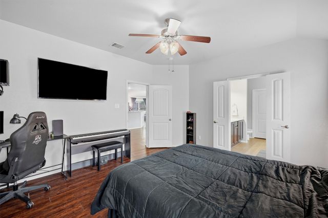 409 Bryn Mawr Lane, Van Alstyne, TX 75495