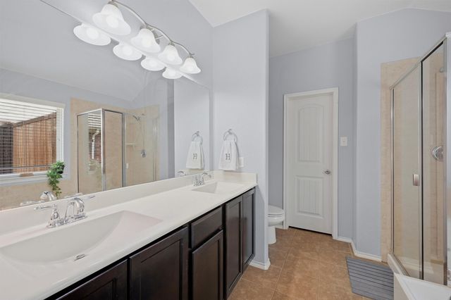 409 Bryn Mawr Lane, Van Alstyne, TX 75495