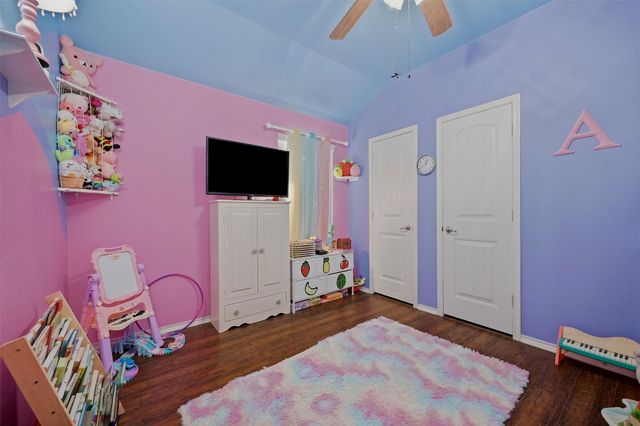409 Bryn Mawr Lane, Van Alstyne, TX 75495