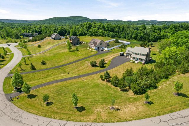 24 Boville Court, Chester, NY 10918