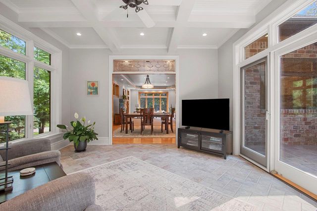 2920 PARKWOOD DRIVE, Green Bay, WI 54313