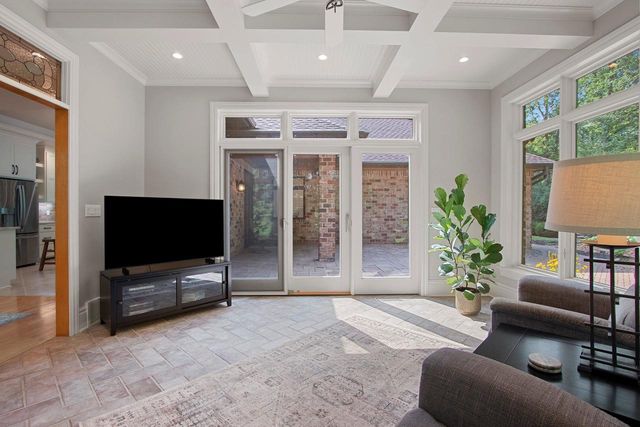 2920 PARKWOOD DRIVE, Green Bay, WI 54313