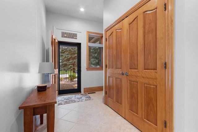 2920 PARKWOOD DRIVE, Green Bay, WI 54313