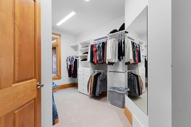 2920 PARKWOOD DRIVE, Green Bay, WI 54313