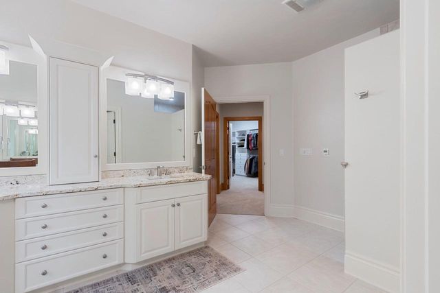 2920 PARKWOOD DRIVE, Green Bay, WI 54313