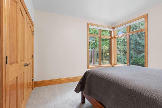 2920 PARKWOOD DRIVE, Green Bay, WI 54313