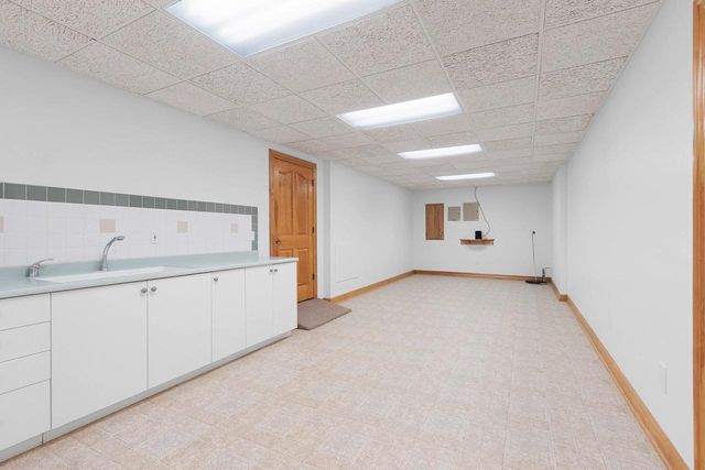 2920 PARKWOOD DRIVE, Green Bay, WI 54313