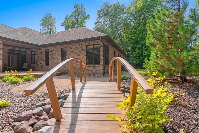 2920 PARKWOOD DRIVE, Green Bay, WI 54313