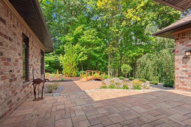 2920 PARKWOOD DRIVE, Green Bay, WI 54313