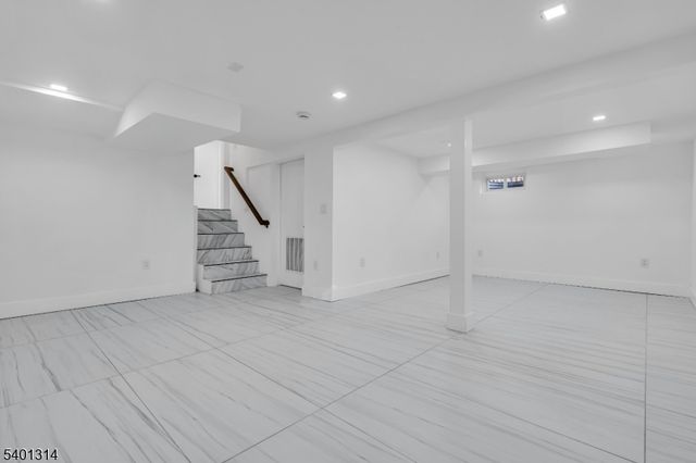 2824 N Stiles St, Linden City, NJ 07036