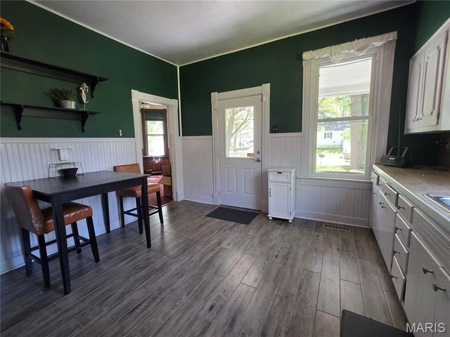 3318 Putnam Avenue, Belleville, IL 62226