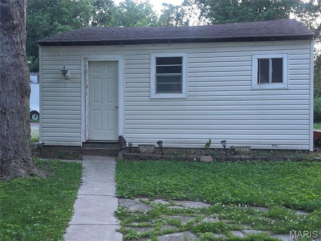 3318 Putnam Avenue, Belleville, IL 62226