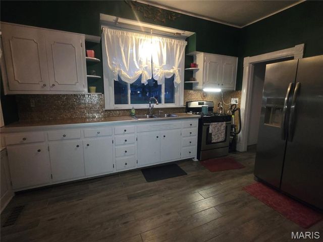 3318 Putnam Avenue, Belleville, IL 62226