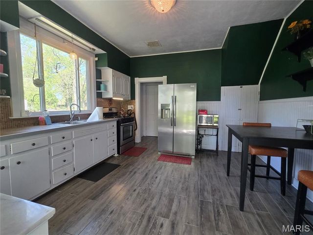 3318 Putnam Avenue, Belleville, IL 62226