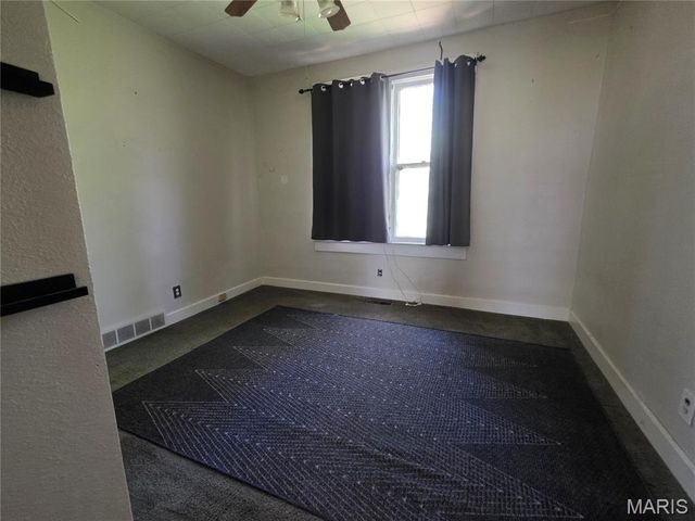 3318 Putnam Avenue, Belleville, IL 62226