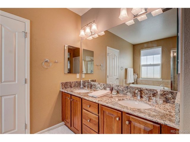 10556 Graymont Ln B, Highlands Ranch, CO 80126