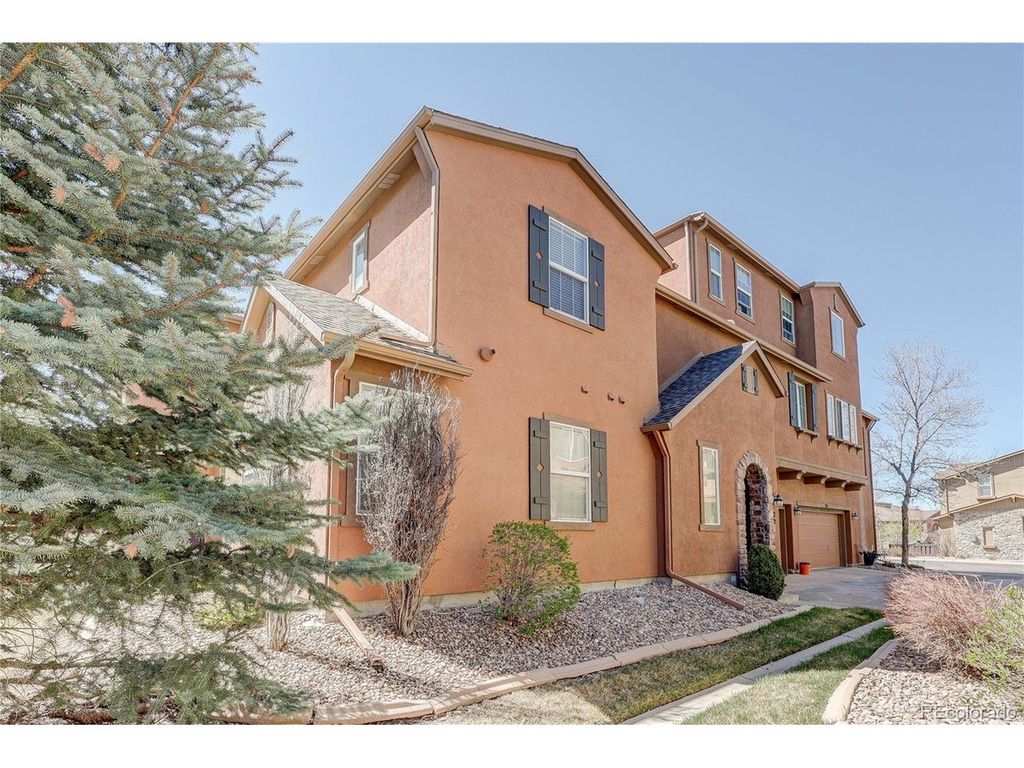 10556 Graymont Ln B, Highlands Ranch, CO 80126
