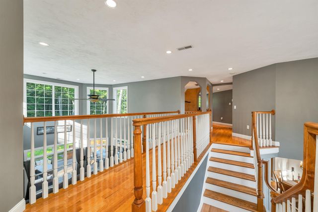21 Goffstown Back Road, Goffstown, NH 03045