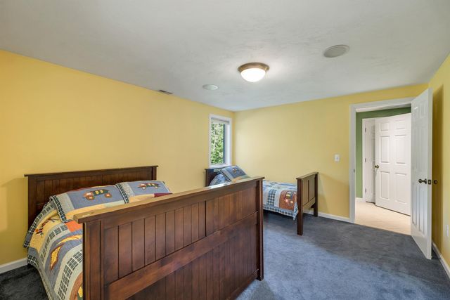 21 Goffstown Back Road, Goffstown, NH 03045