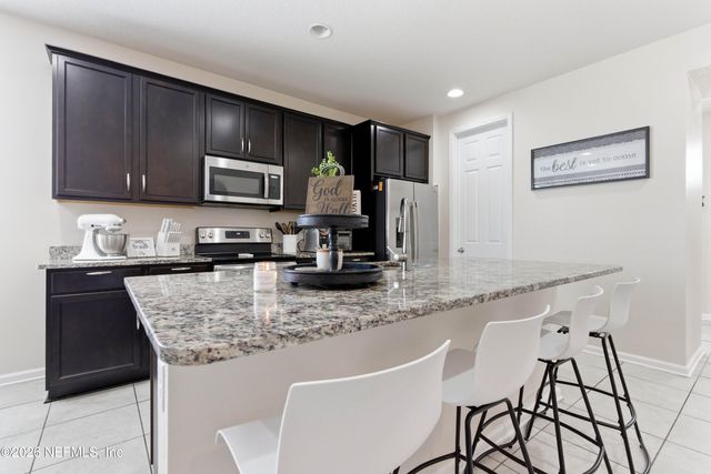 1507 TROPICAL PINE Cove, Middleburg, FL 32068