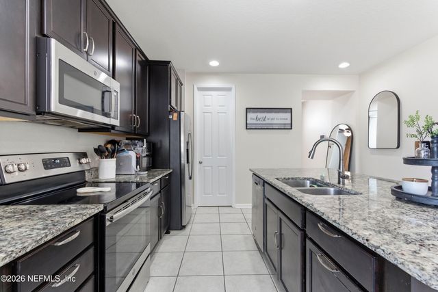 1507 TROPICAL PINE Cove, Middleburg, FL 32068