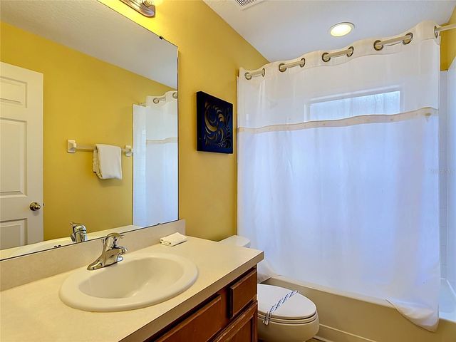 8505 PALM HARBOR DR, Kissimmee, FL 34747