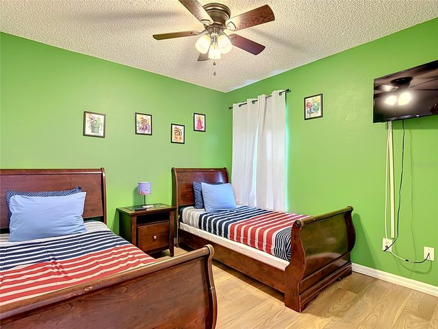 8505 PALM HARBOR DR, Kissimmee, FL 34747