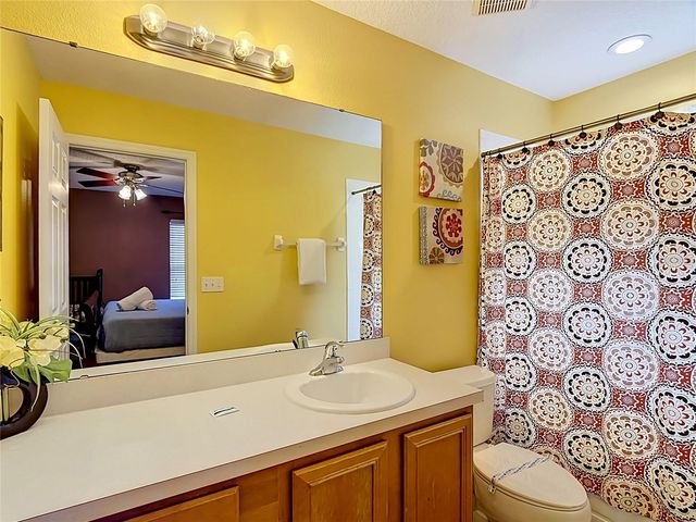 8505 PALM HARBOR DR, Kissimmee, FL 34747