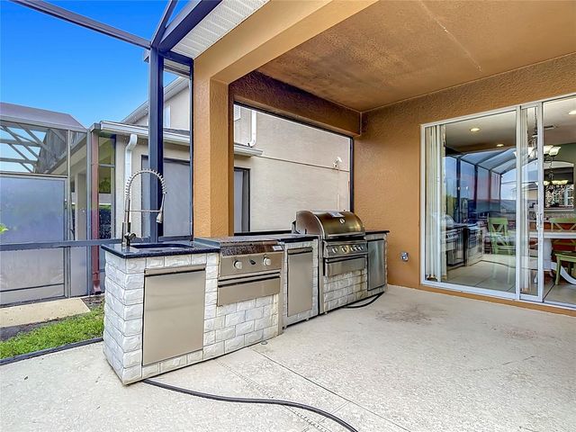 8505 PALM HARBOR DR, Kissimmee, FL 34747