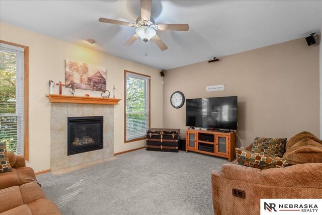 19315 Nina Circle, Omaha, NE 68130