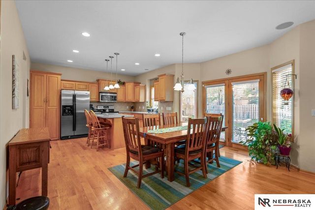19315 Nina Circle, Omaha, NE 68130
