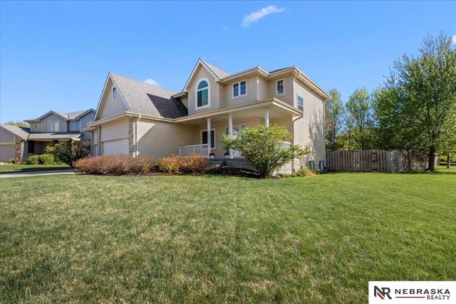 19315 Nina Circle, Omaha, NE 68130