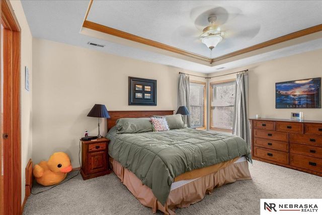 19315 Nina Circle, Omaha, NE 68130