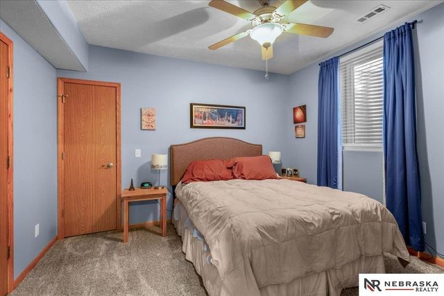 19315 Nina Circle, Omaha, NE 68130