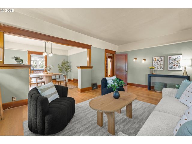 972 MADISON St, Eugene, OR 97402