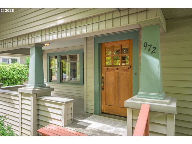 972 MADISON St, Eugene, OR 97402