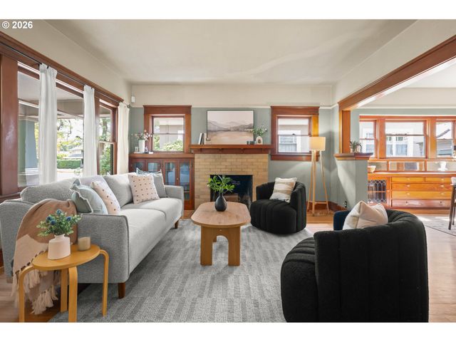 972 MADISON St, Eugene, OR 97402