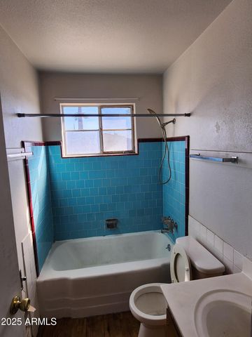 2402 W Osborn Road, Phoenix, AZ 85015