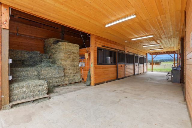 2329 S Rodeo Dr, Greenacres, WA 99016