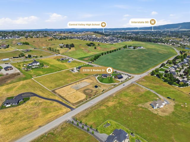 2329 S Rodeo Dr, Greenacres, WA 99016