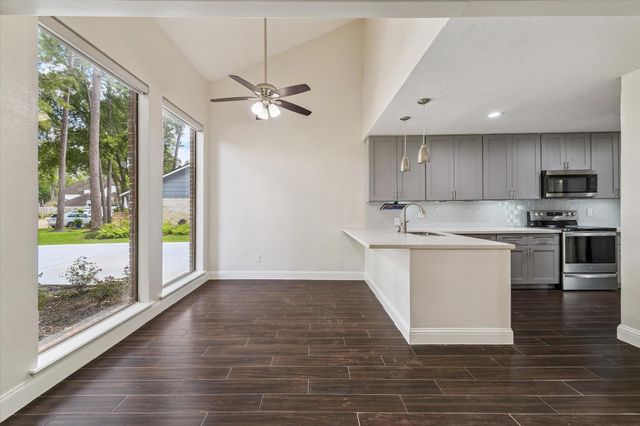 1906 River Falls Drive, Houston, TX 77339