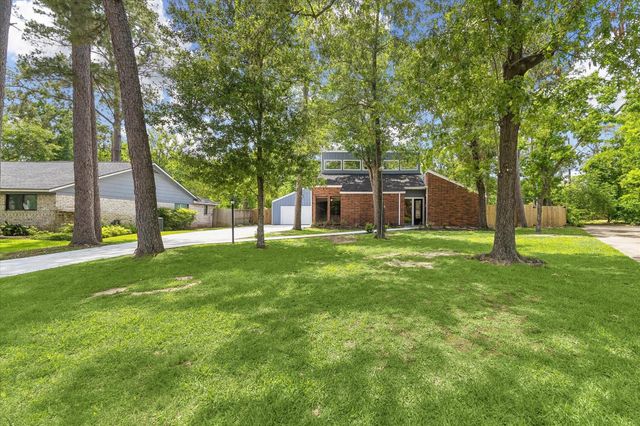 1906 River Falls Drive, Houston, TX 77339
