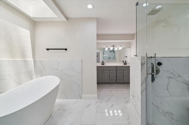 1906 River Falls Drive, Houston, TX 77339