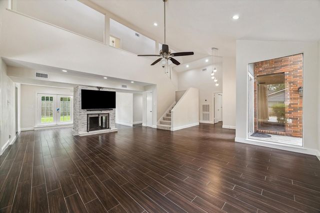 1906 River Falls Drive, Houston, TX 77339