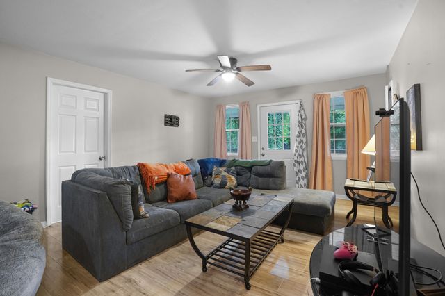 403 Victoria St, Pulaski, TN 38478