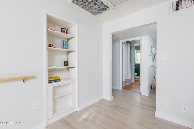 2156 S Hu Esta Drive, Tempe, AZ 85282