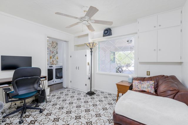 2156 S Hu Esta Drive, Tempe, AZ 85282