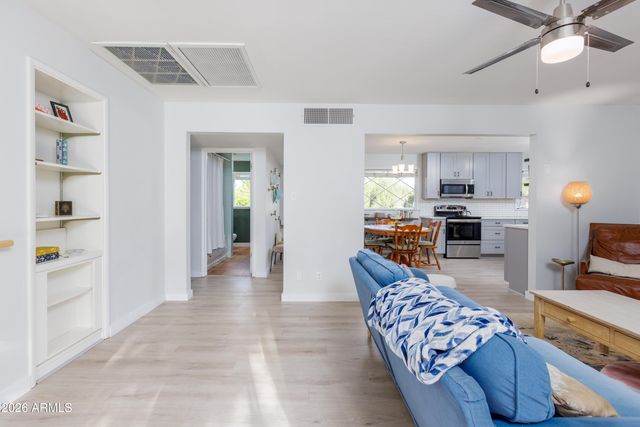 2156 S Hu Esta Drive, Tempe, AZ 85282