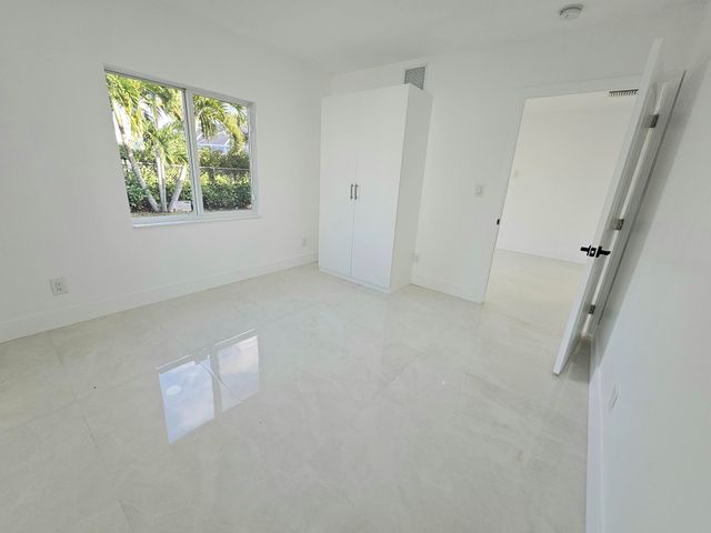 7304 Westwood Drive, Tamarac, FL 33321